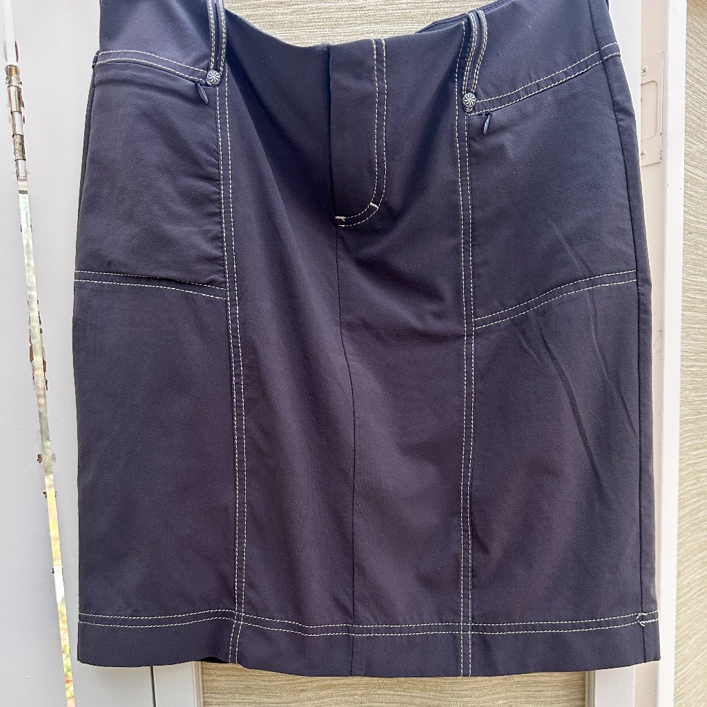Athleta Brown Athletic Mini Skirt Hiking Travel Zip Pocket Size 2